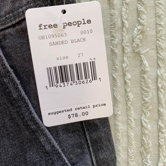 NWT Free People sanded black jean skirt 27 - Picture 7 of 7